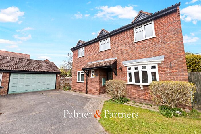 4 Bedroom Detached House For Sale In Brougham Glades, Stanway, Colchester, Essex, CO3