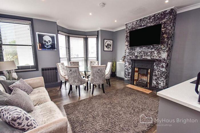 3 Bedroom Apartment For Sale In Egremont Place, Brighton, BN2