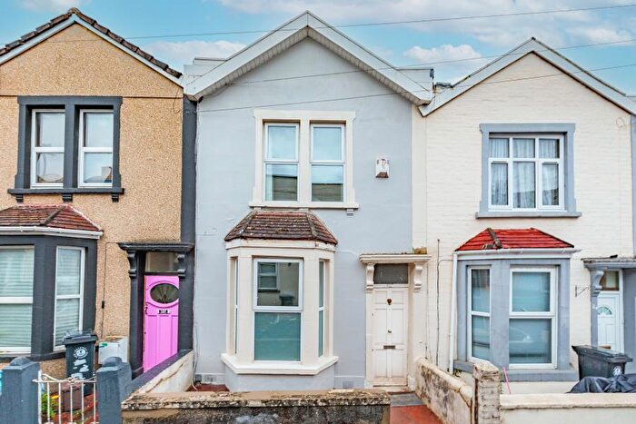 2 Bedroom Terraced House To Rent In Gloucester Street - Eastville, BS5