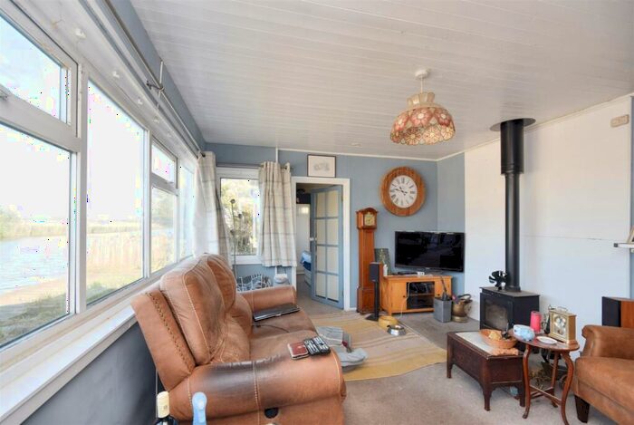 2 Bedroom Detached Bungalow For Sale In Riverside, Repps With Bastwick, Great Yarmouth, NR29