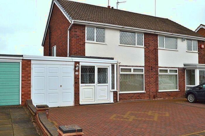 3 Bedroom Semi-Detached House To Rent In Granton Road, Kings Heath, B14