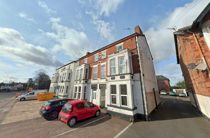 2 Bedroom Apartment To Rent In Loughborough Road, West Bridgford, Nottingham, NG2