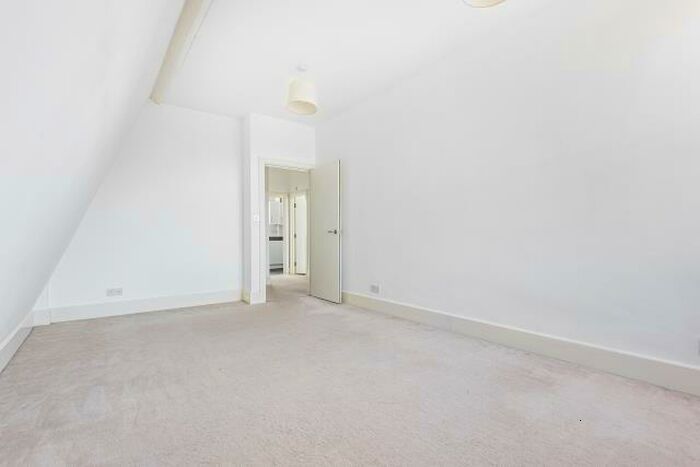 1 Bedroom Apartment To Rent In Kingston, Surrey, KT1