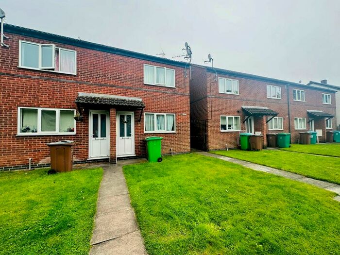 2 Bedroom House To Rent In Priory Mews, Lenton, NG7