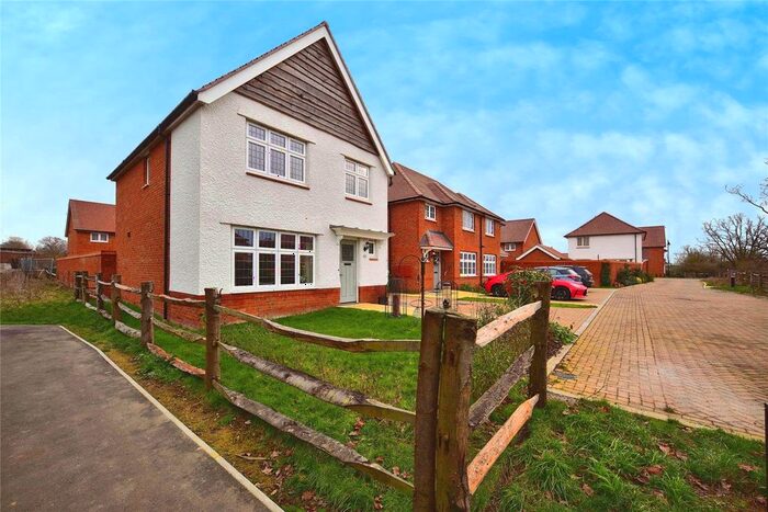 3 Bedroom Detached House For Sale In Great Threads, Staplehurst, Tonbridge, Kent, TN12