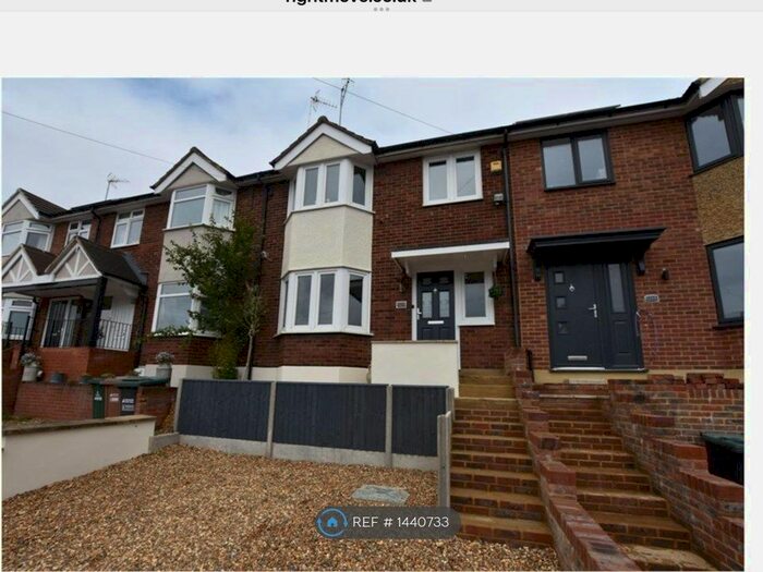 4 Bedroom Terraced House To Rent In Primrose Hill, Kings Langley, WD4