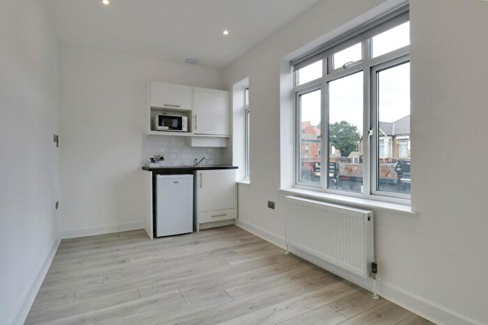 Studio To Rent In Welling, Kent, DA16