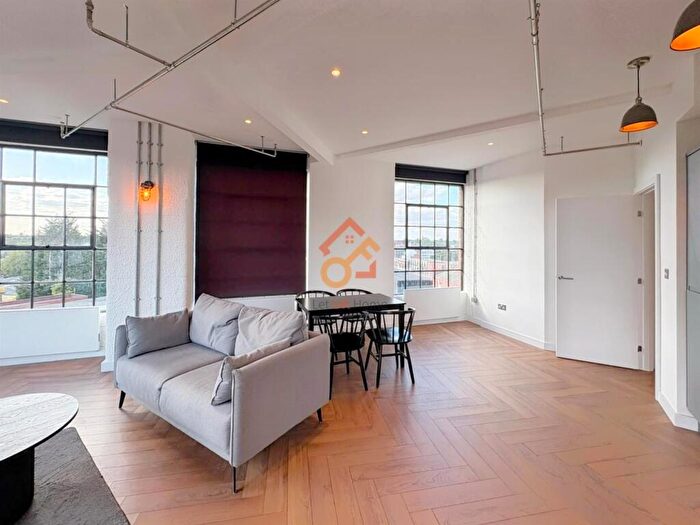 2 Bedroom Flat To Rent In Gem Buildings, Hockley Hill, Birmingham, B18