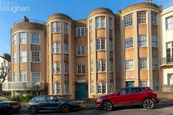 1 Bedroom Flat To Rent In Chichester Close, Chichester Place, Brighton, BN2
