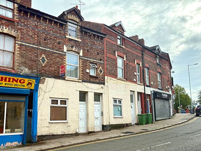 3 Bedroom Flat For Sale In Woodchurch Road, Birkenhead, Merseyside, CH42