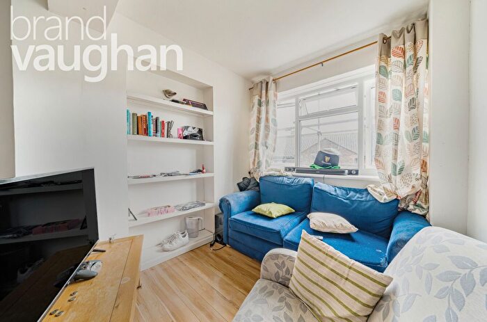 4 Bedroom Flat To Rent In The Willows, Princes Crescent, Brighton, East Sussex, BN2