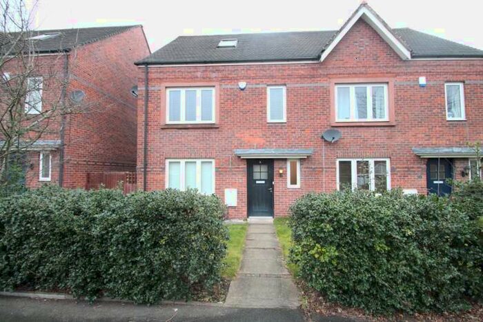 5 Bedroom Semi-Detached House To Rent In Turnbull Road, West Timperley, Timperley, WA14
