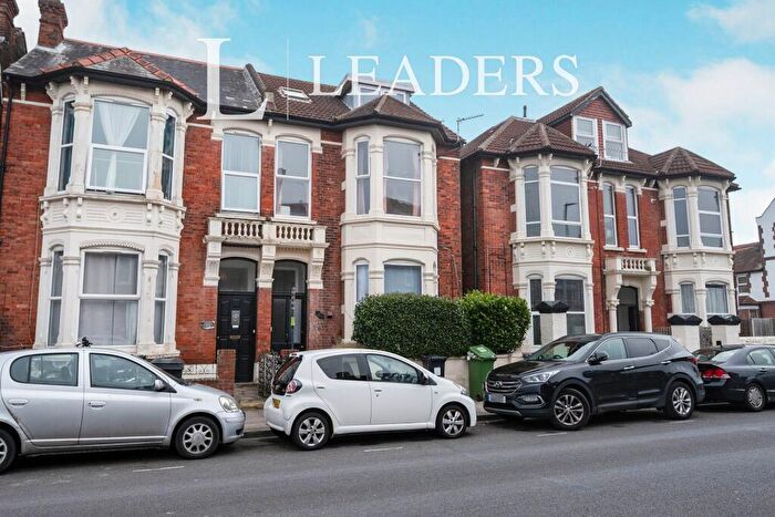 1 Bedroom Flat To Rent In Festing Road, Southsea, PO4