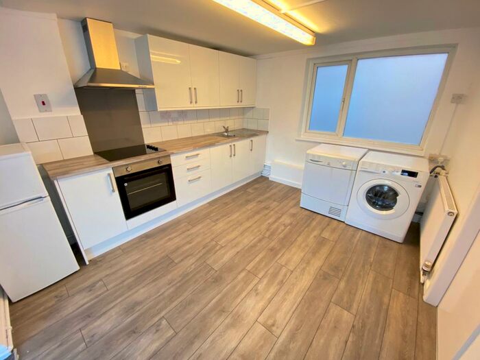 Studio To Rent In Cradock Street, Loughborough, LE11