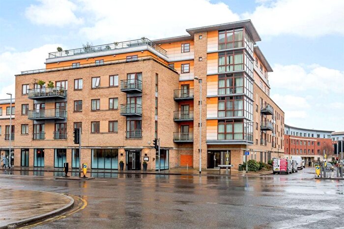 1 Bedroom Flat To Rent In The Levels, Hills Road, Cambridge, CB2