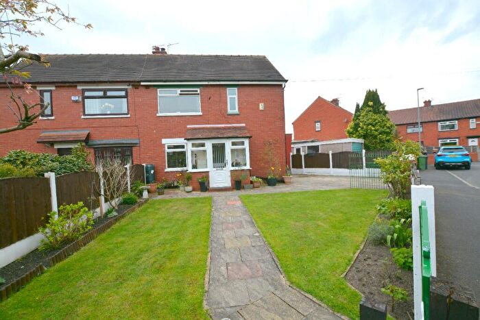 3 Bedroom Semi Detached House For Sale In Rowe Green, Denton, Greater Manchester, M34