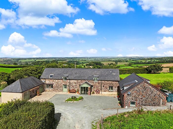 6 Bedroom Detached House For Sale In Lifton, Devon, PL16