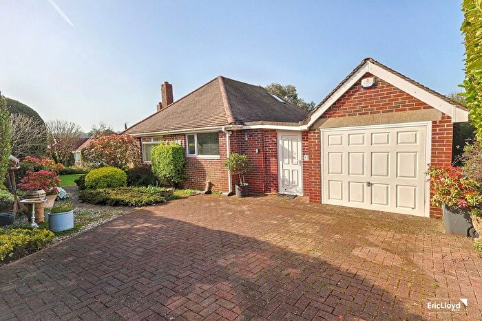 3 Bedroom Detached Bungalow For Sale In Higher Warborough Road, Galmpton, Brixham, TQ5