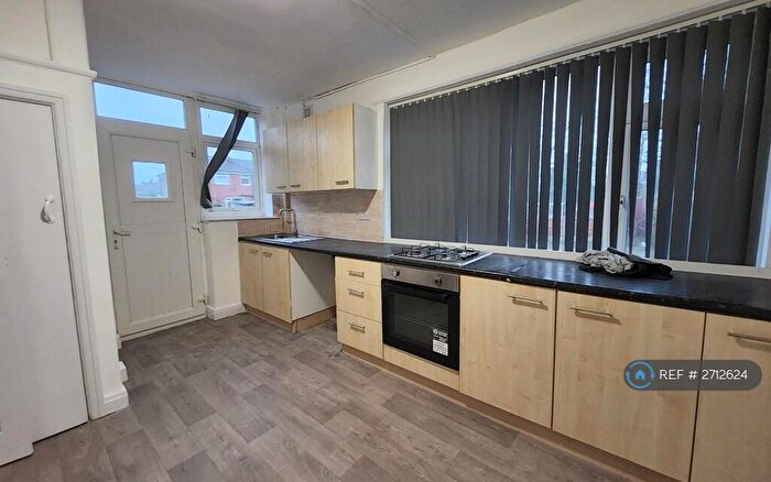 2 Bedroom Semi Detached House To Rent In Thankerton Avenue, Audenshaw, Manchester, M34