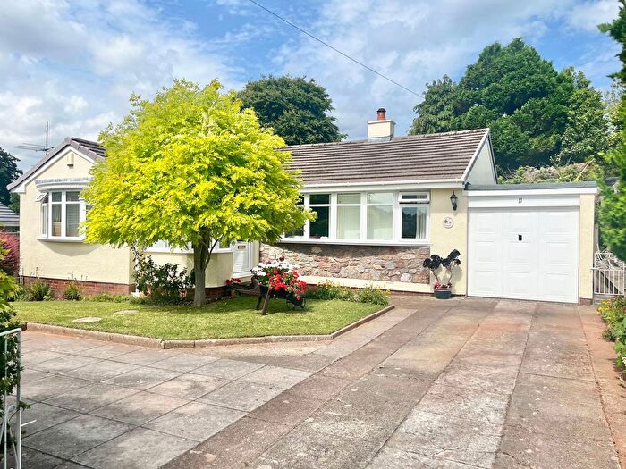 2 Bedroom Bungalow For Sale In Vale Close, Galmpton, Brixham, TQ5