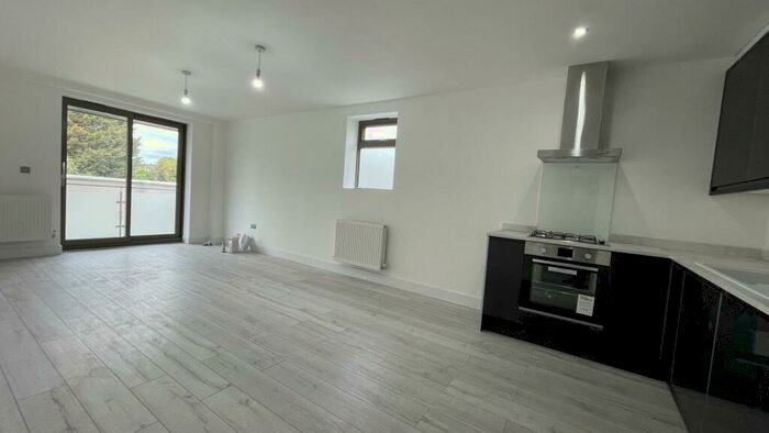 1 Bedroom Flat To Rent In Tanner Street, Barking, IG11