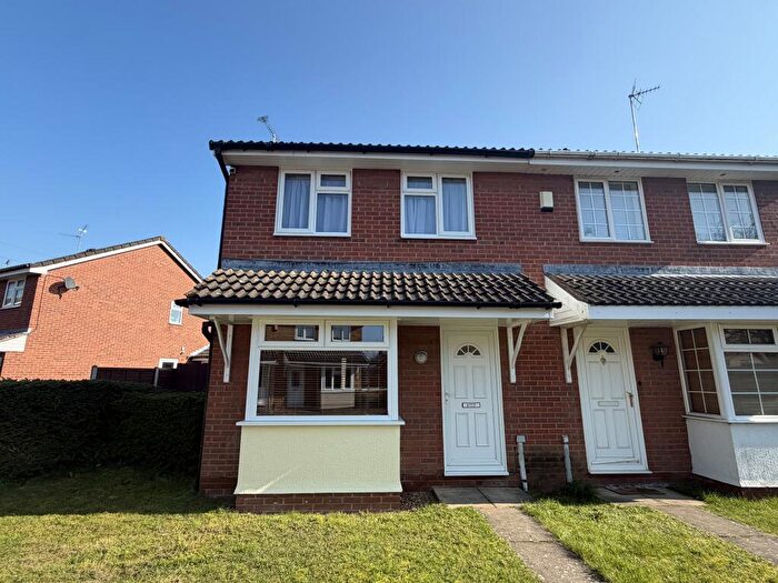 3 Bedroom House To Rent In Flamborough Close, Woodston, Peterborough, PE2