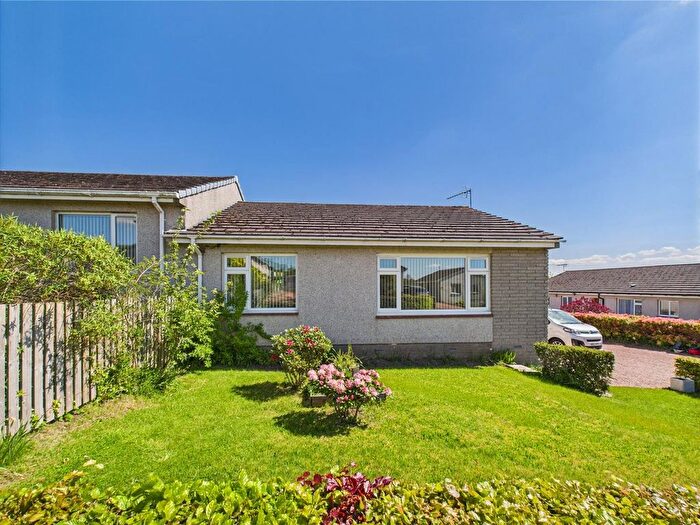2 Bedroom Semi-Detached Bungalow For Sale In College Place, Methven, Perth, PH1