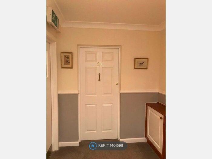 2 Bedroom Flat To Rent In The Ridings, Southport, PR9