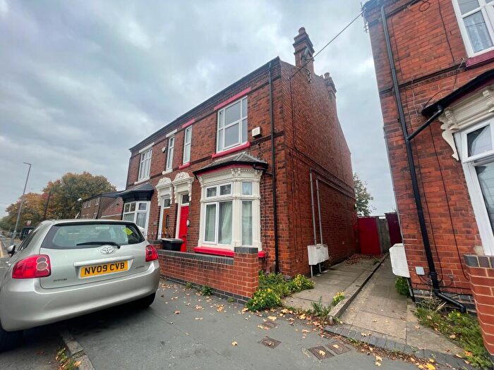 1 Bedroom Flat To Rent In Hallam Street, West Bromwich, B71