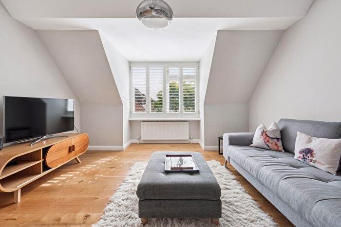 1 Bedroom Flat For Sale In Marlow, SL7