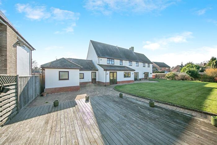 6 Bedroom Detached House For Sale In Swan Close, Martlesham Heath, Ipswich, IP5