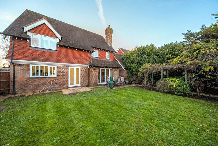 6 Bedroom Country House For Sale In Sandringham Drive, Dartford, Kent, DA2