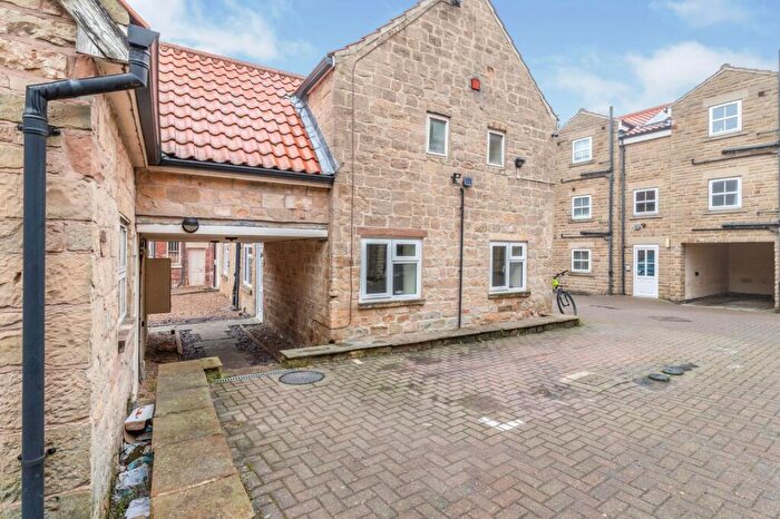 1 Bedroom Apartment To Rent In Gardiners Court, Mansfield Woodhouse, NG19