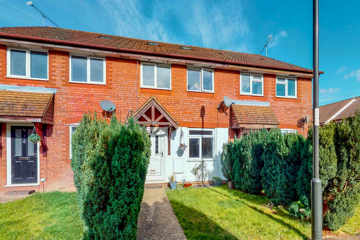 2 Bedroom Terraced House To Rent In Berkeley Close, Crawley, RH11