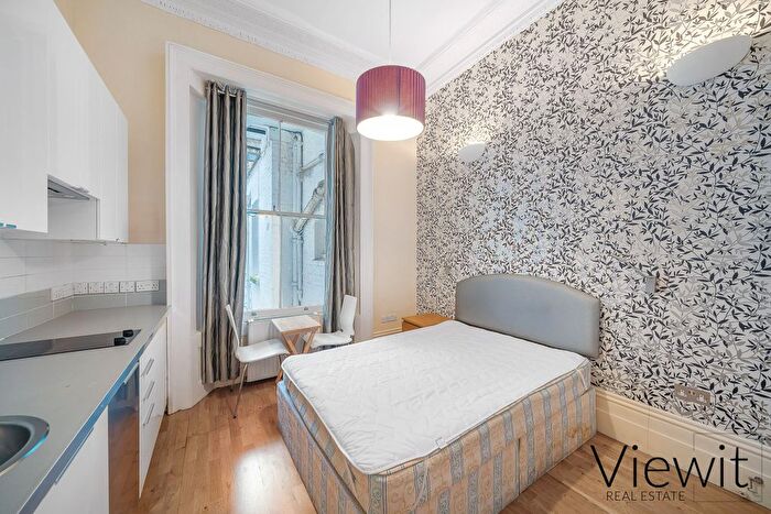 Studio To Rent In Belgrave Road, London, SW1V