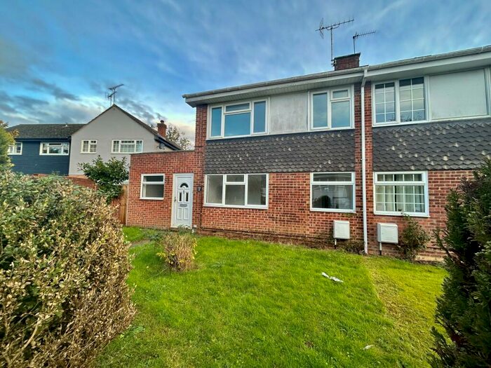 4 Bedroom House To Rent In Kilbarry Walk, Billericay, CM12