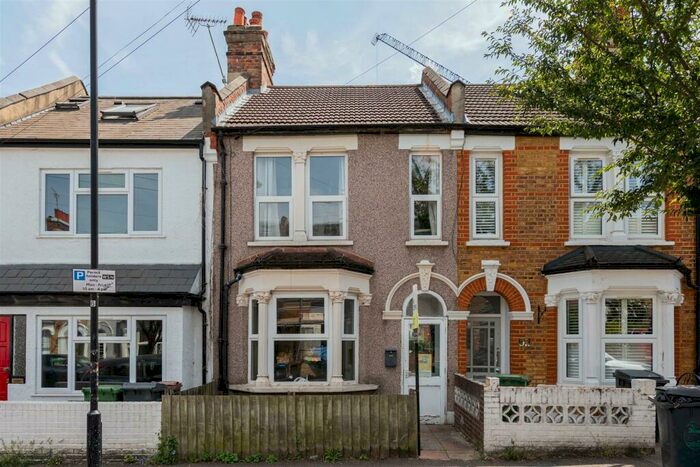 3 Bedroom House To Rent In Turner Road, Walthamstow, E17