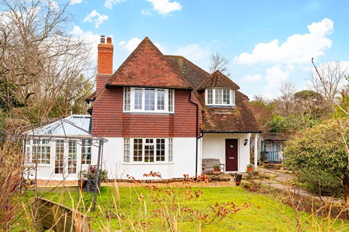 4 Bedroom Detached House For Sale In Mutton Hill, Dormansland, RH7