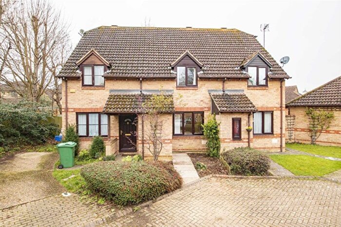 2 Bedroom Terraced House To Rent In Pleshey Close, Shenley Church End, Milton Keynes, MK5