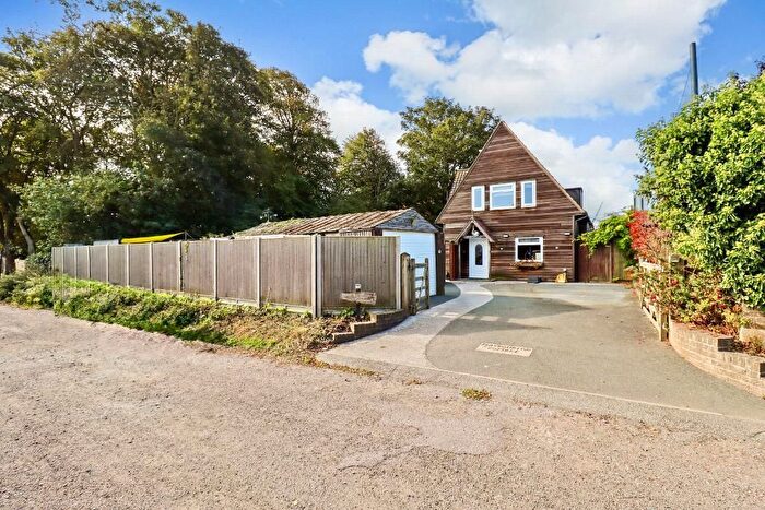 3 Bedroom Detached House For Sale In Well Lane, St. Margarets-At-Cliffe, Dover, Kent, CT15