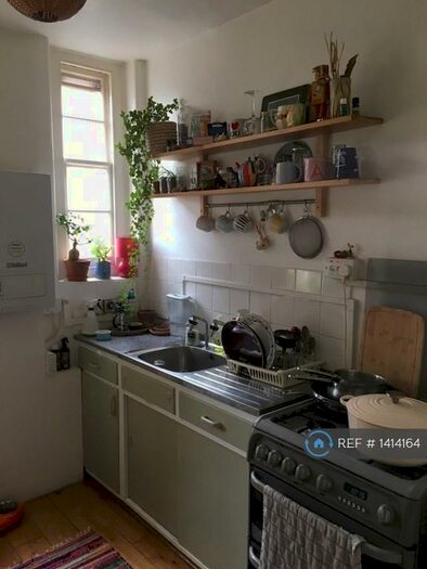 1 Bedroom Flat To Rent In Camberwell Green, London, SE5