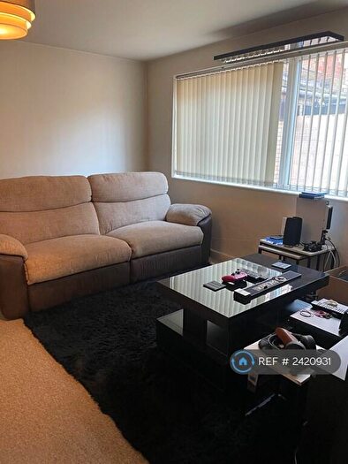 1 Bedroom Flat To Rent In Charminster Road, Bournemouth, BH8