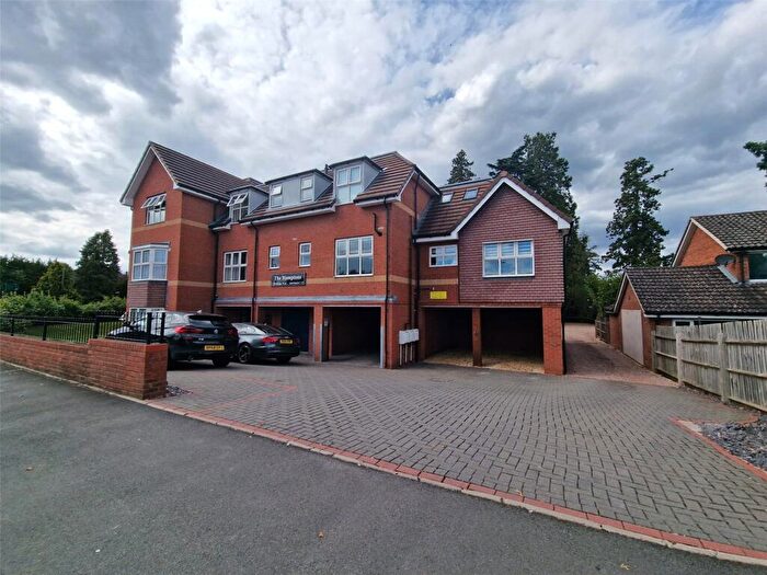 2 Bedroom Apartment To Rent In The Hamptons, Hermitage Road, Solihull, West Midlands, B91