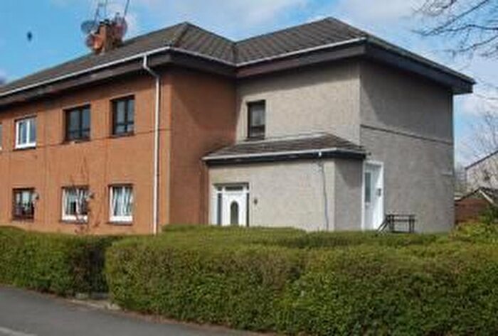3 Bedroom Flat To Rent In Cardonald Drive, Cardonald, Glasgow, G52