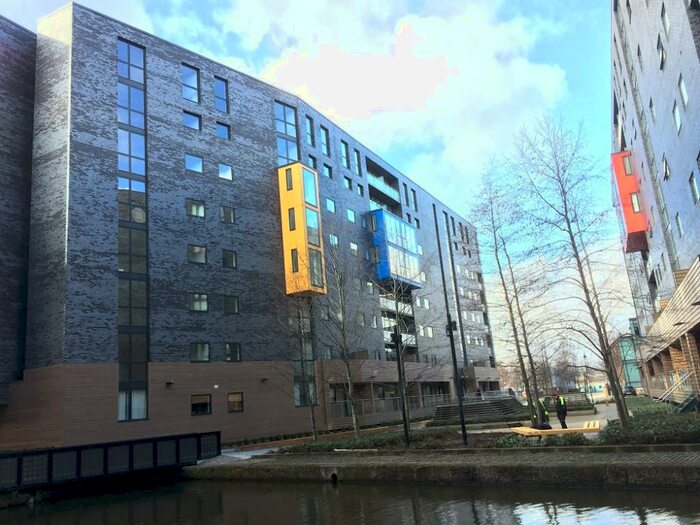 1 Bedroom Apartment To Rent In Potato Wharf, Manchester, Greater Manchester, M3