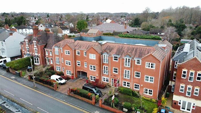 2 Bedroom Apartment For Sale In Worcester Street, Stourbridge, DY8