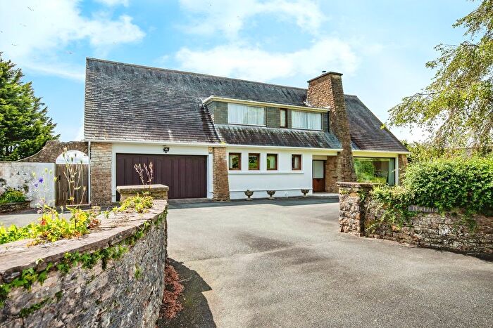 4 Bedroom Detached House For Sale In Llyn Y Fran Road, Llandysul, SA44