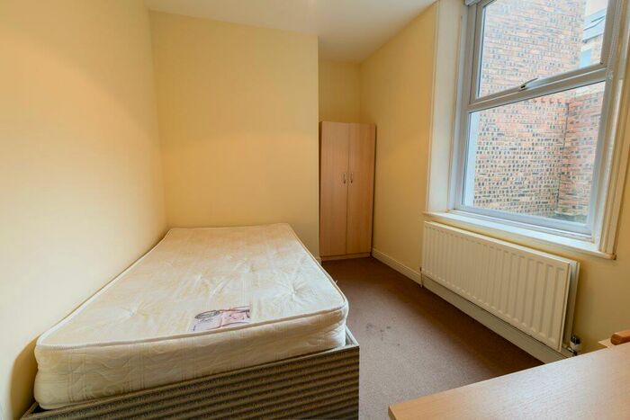 7 Bedroom Terraced House To Rent In Clayton Park Square, Jesmond, NE2