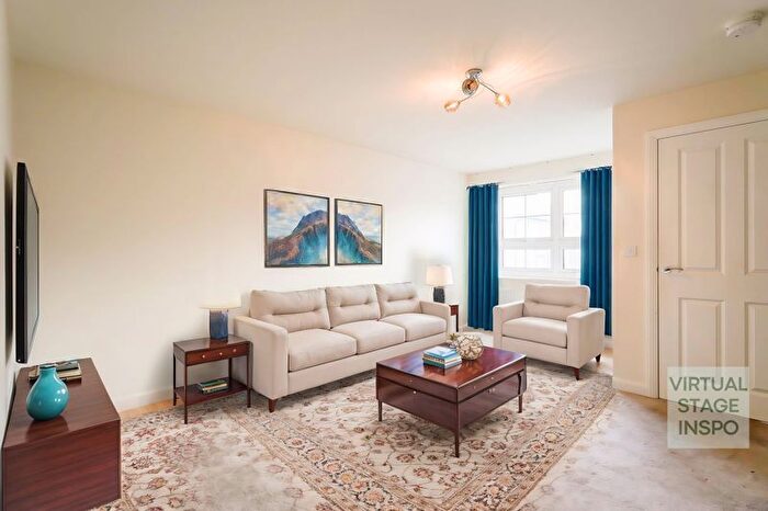 3 Bedroom End Of Terrace House For Sale In Hollyberry Road, Paignton, Torbay, TQ4