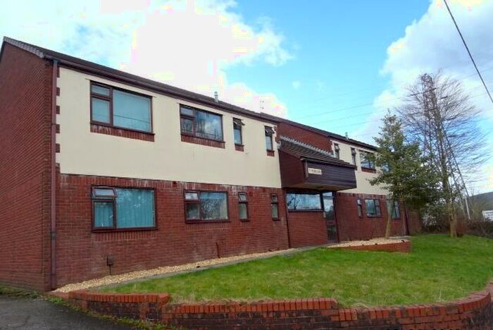 1 Bedroom Flat To Rent In Williams Place, Pontypridd, Pontypridd, CF37